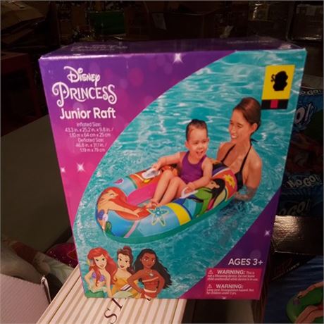 Disney princess junior raft 43in