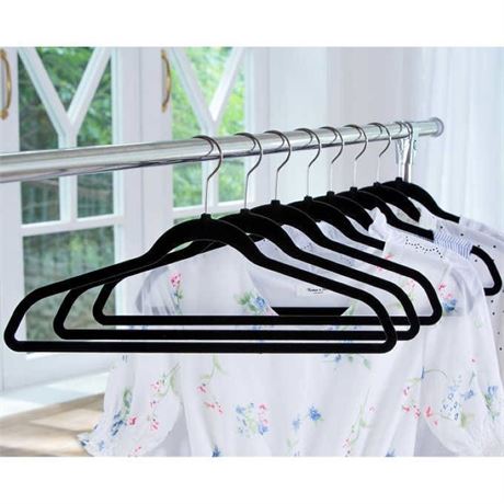 Flocked Hangers - 50 Pack - Flocked Velvet Texture to Prevent Slipping