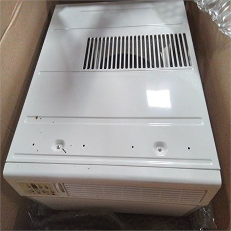 REFURBISHED Amana 1000-sq ft Window Air Conditioner with Remote